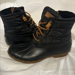 Sperry Women Saltwater Black Quilted Mid Calf Duck Toe LaceUp Rain Boots Size 9